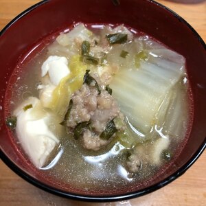 鍋残り物で☆簡単白菜と海老つみれの味噌汁